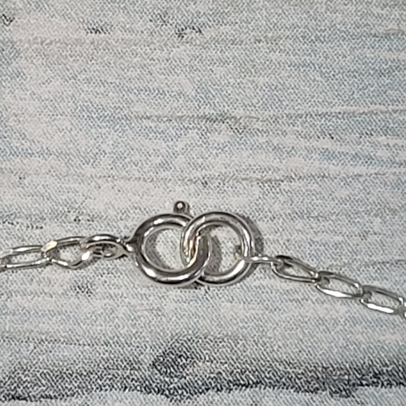 925 Butterfly two layers Necklace. - Picture 6 of 12